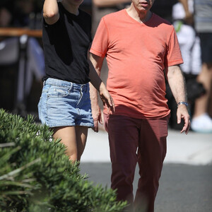 celeb nude Natalie Portman 042 pic