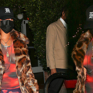 Braless Rihanna Takes a Step on The Wild Side as She Leaves Dinner in Santa Monica (43 Photos) - Leaked Nudes