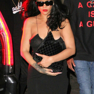 Real Celebrity Nude Rihanna 014 pic