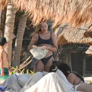 Best Celebrity Nude Brandi Cyrus 006 pic