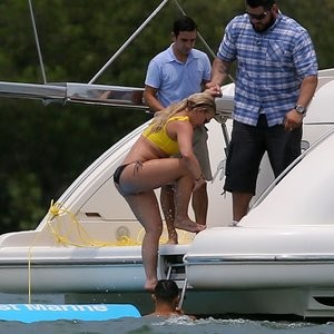 Newest Celebrity Nude Britney Spears 115 pic