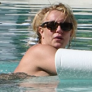 Celebrity Nude Pic Britney Spears 009 pic