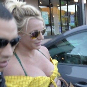 Real Celebrity Nude Britney Spears 005 pic