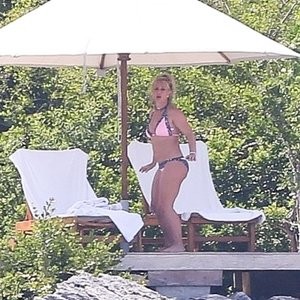 Nude Celeb Pic Britney Spears 083 pic