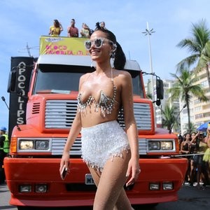 Real Celebrity Nude Bruna Marquezine 007 pic
