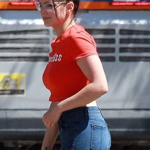 Leaked Celebrity Pic Ariel Winter 011 pic