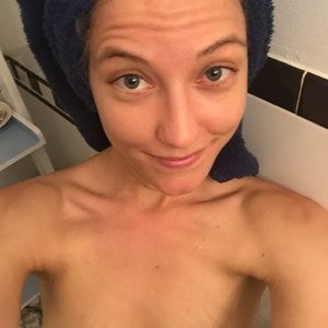 Caitlin Gerard Nude & Sexy Leaked The Fappening (4 Photos) – Leaked Nudes
