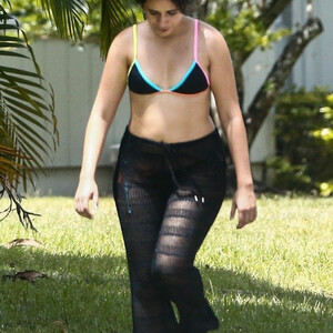 nude celebrities Camila Cabello 044 pic
