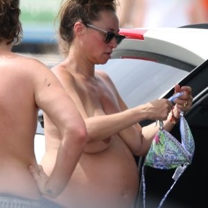 Celebrity Leaked Nude Photo Camilla Franks 001 pic