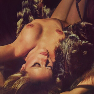 Newest Celebrity Nude Camille Rowe 063 pic