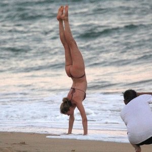 nude celebrities Candice Swanepoel 012 pic