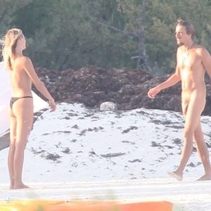 Candice Swanepoel Sexy & Topless (26 Photos) - Leaked Nudes