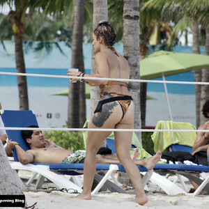 Best Celebrity Nude Cara Maria Sorbello 022 pic
