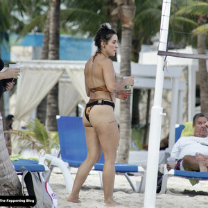 Free Nude Celeb Cara Maria Sorbello 031 pic