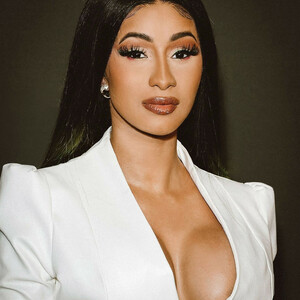 Free Nude Celeb Cardi B 008 pic