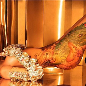Celeb Naked Cardi B 050 pic