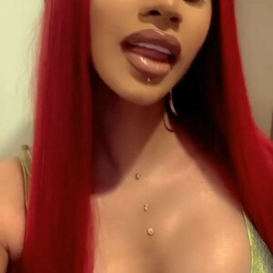 Real Celebrity Nude Cardi B 068 pic