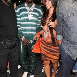 Famous Nude Cardi B 008 pic