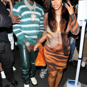 Free nude Celebrity Cardi B 017 pic