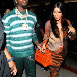 Hot Naked Celeb Cardi B 047 pic