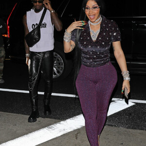 celeb nude Cardi B 004 pic