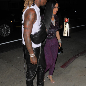 Naked Celebrity Cardi B 018 pic