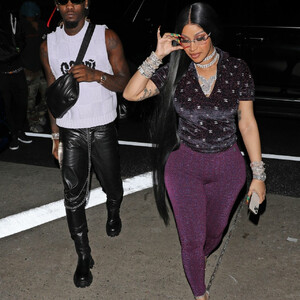 Free nude Celebrity Cardi B 055 pic