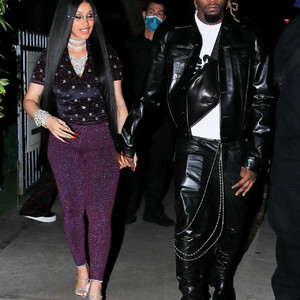 Hot Naked Celeb Cardi B 108 pic