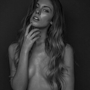 Newest Celebrity Nude Carmella Rose 114 pic