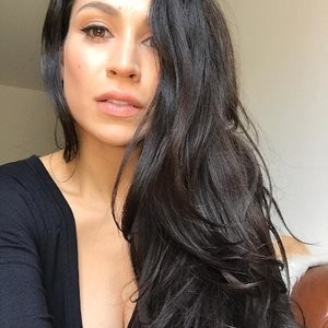 Naked Celebrity Pic Cassie Steele 004 pic