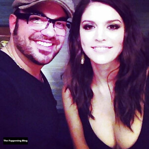 Naked celebrity picture Cecily Strong 032 pic