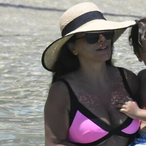 Nude Celeb Pic Daniella Semaan 024 pic