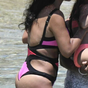 Real Celebrity Nude Daniella Semaan 025 pic