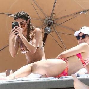 Celebrity Nude Pic Chantel Jeffries 009 pic