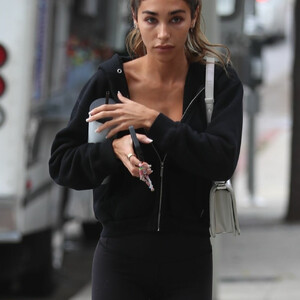 Naked celebrity picture Chantel Jeffries 020 pic