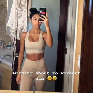 Nude Celebrity Picture Chantel Jeffries 053 pic