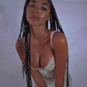 Real Celebrity Nude Chantel Jeffries 088 pic