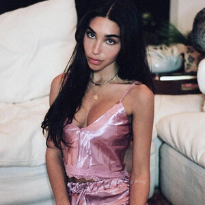 Naked Celebrity Chantel Jeffries 239 pic