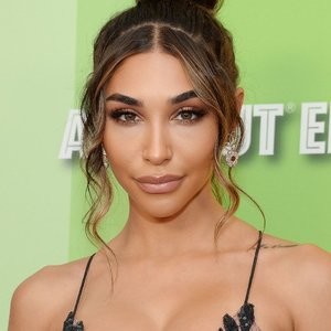 Naked celebrity picture Chantel Jeffries 003 pic