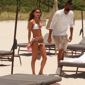 Celebrity Leaked Nude Photo Chantel Jeffries 009 pic