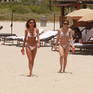 Free Nude Celeb Chantel Jeffries 022 pic