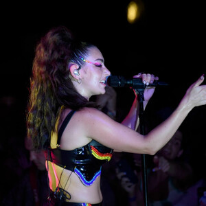 celeb nude Charli XCX 067 pic
