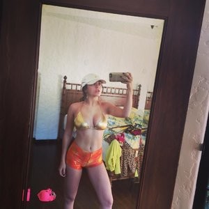 Charli XCX Sexy (1 New Photo) - Leaked Nudes