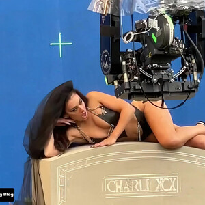 Free nude Celebrity Charli XCX 015 pic