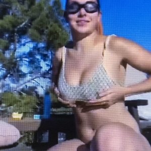 Charli XCX Shows Her Tits for a New Challenge (16 Pics + Video) - Leaked Nudes