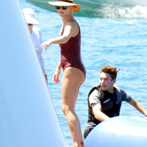 Celebrity Leaked Nude Photo Charlize Theron 009 pic