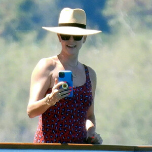 Nude Celeb Charlize Theron 024 pic