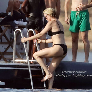 Leaked Charlize Theron 003 pic