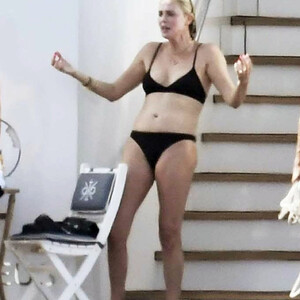nude celebrities Charlize Theron 047 pic