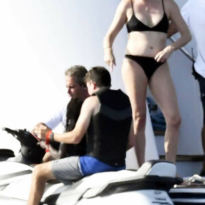 Celeb Naked Charlize Theron 057 pic